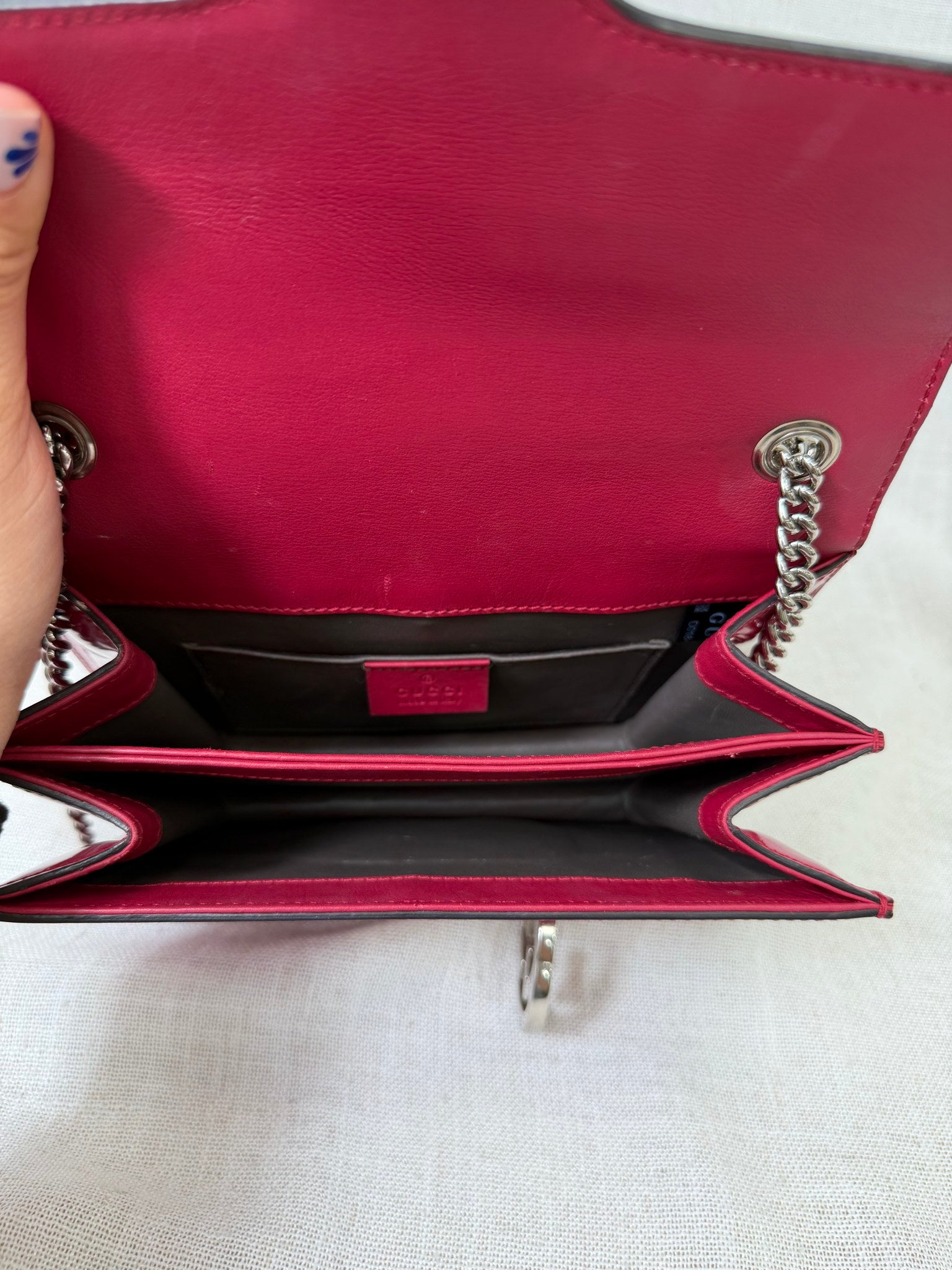 Gucci Magenta Patent Leather Interlocking G Chain Shoulder Bag
