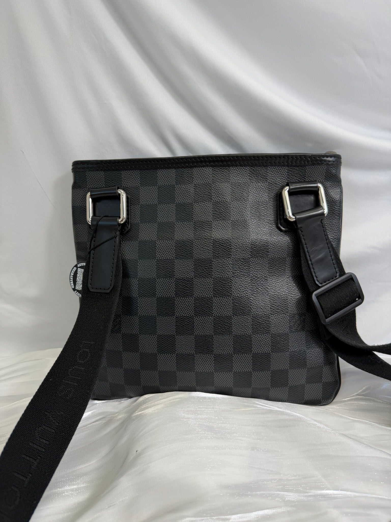 Louis Vuitton Damier Graphite Thomas Messenger Bag