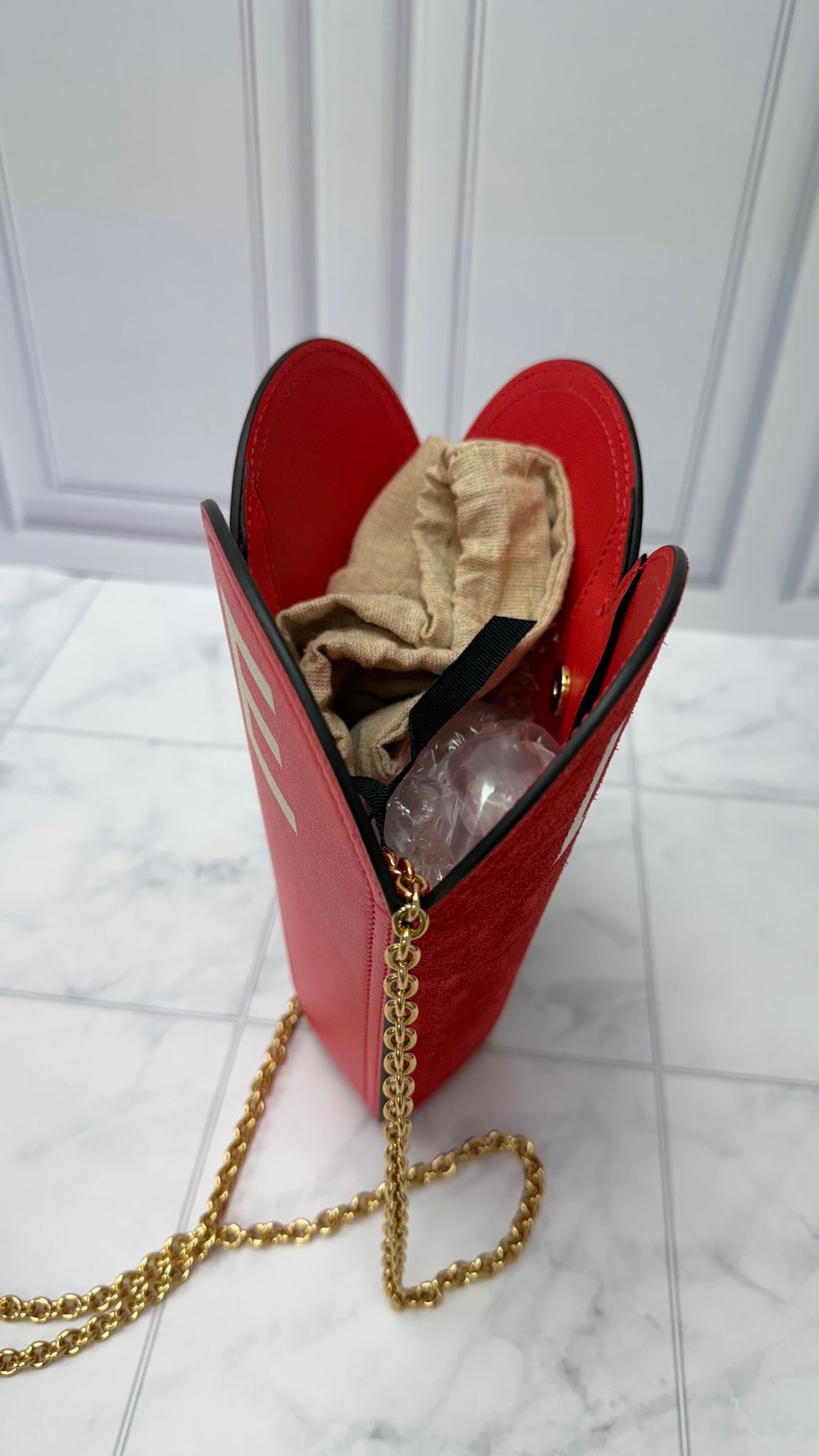 Gucci Red & Pink Multi Texture Valentines Day Heart Chain Bag