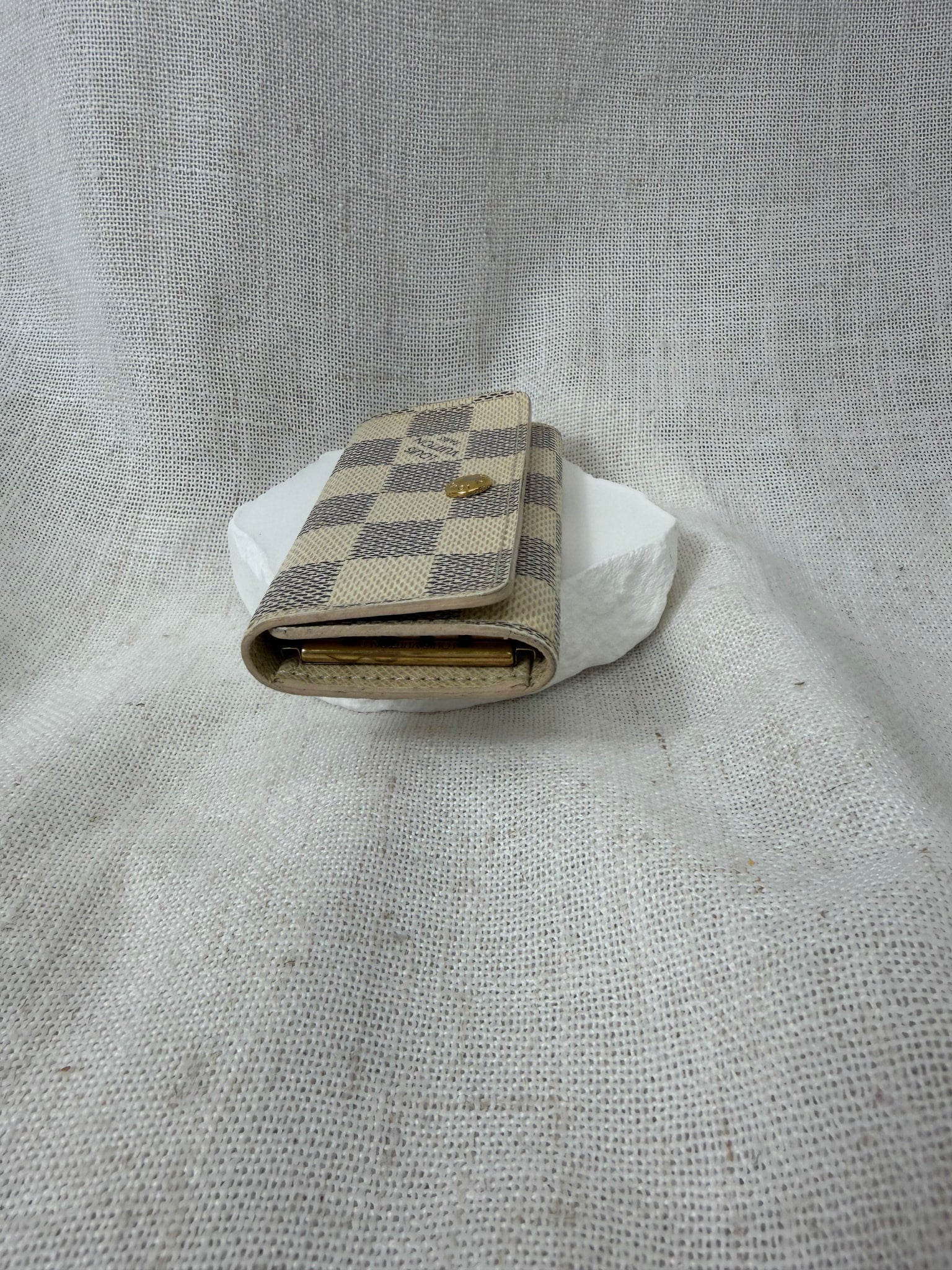 Louis Vuitton Damier Azure 4 Key Ring Case