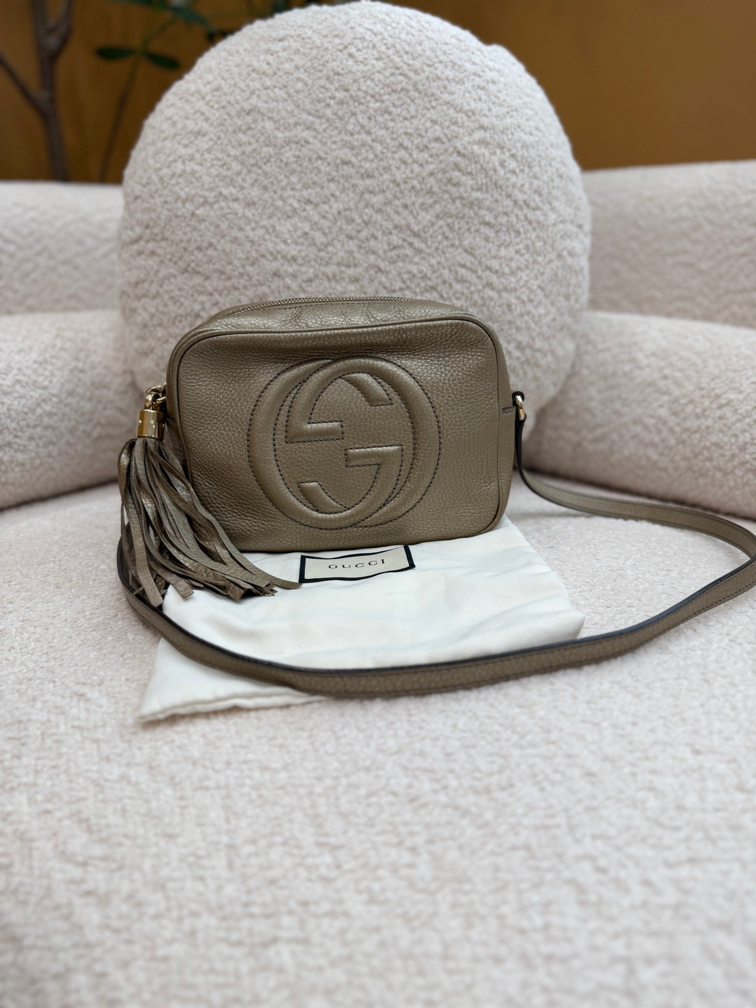 Gucci Metallic Gold Leather Soho Disco Crossbody