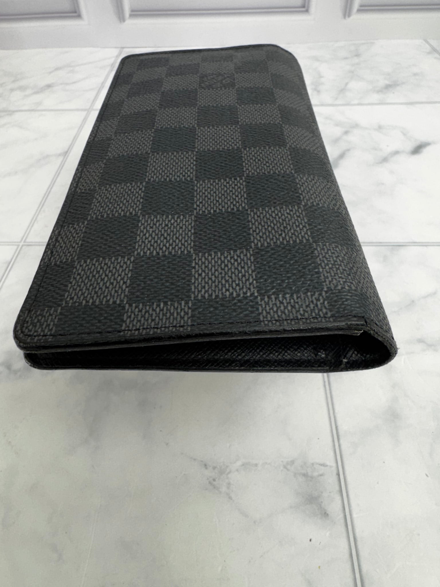 Louis Vuitton Damier Graphite Brazza Wallet