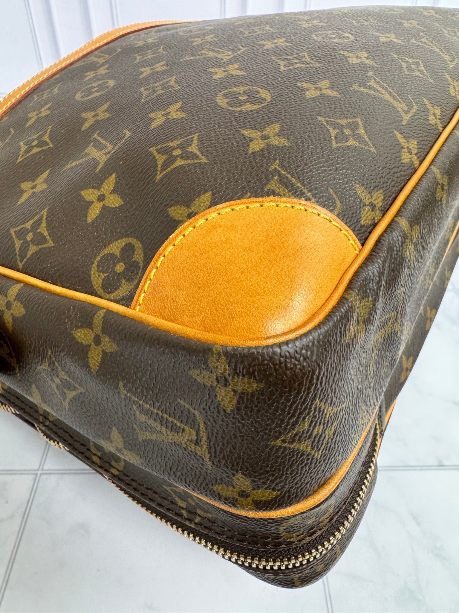 Louis Vuitton Monogram Porte-Documents Pegase