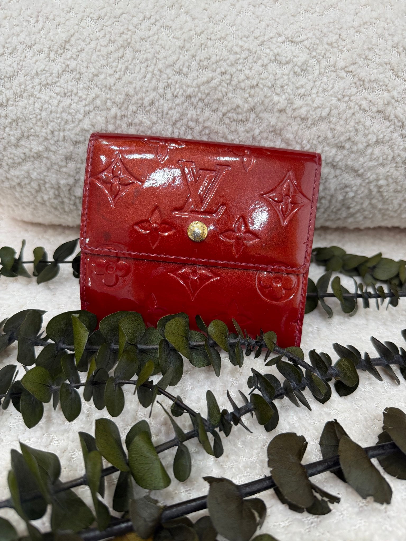 Louis Vuitton Red Vernis Elise Wallet