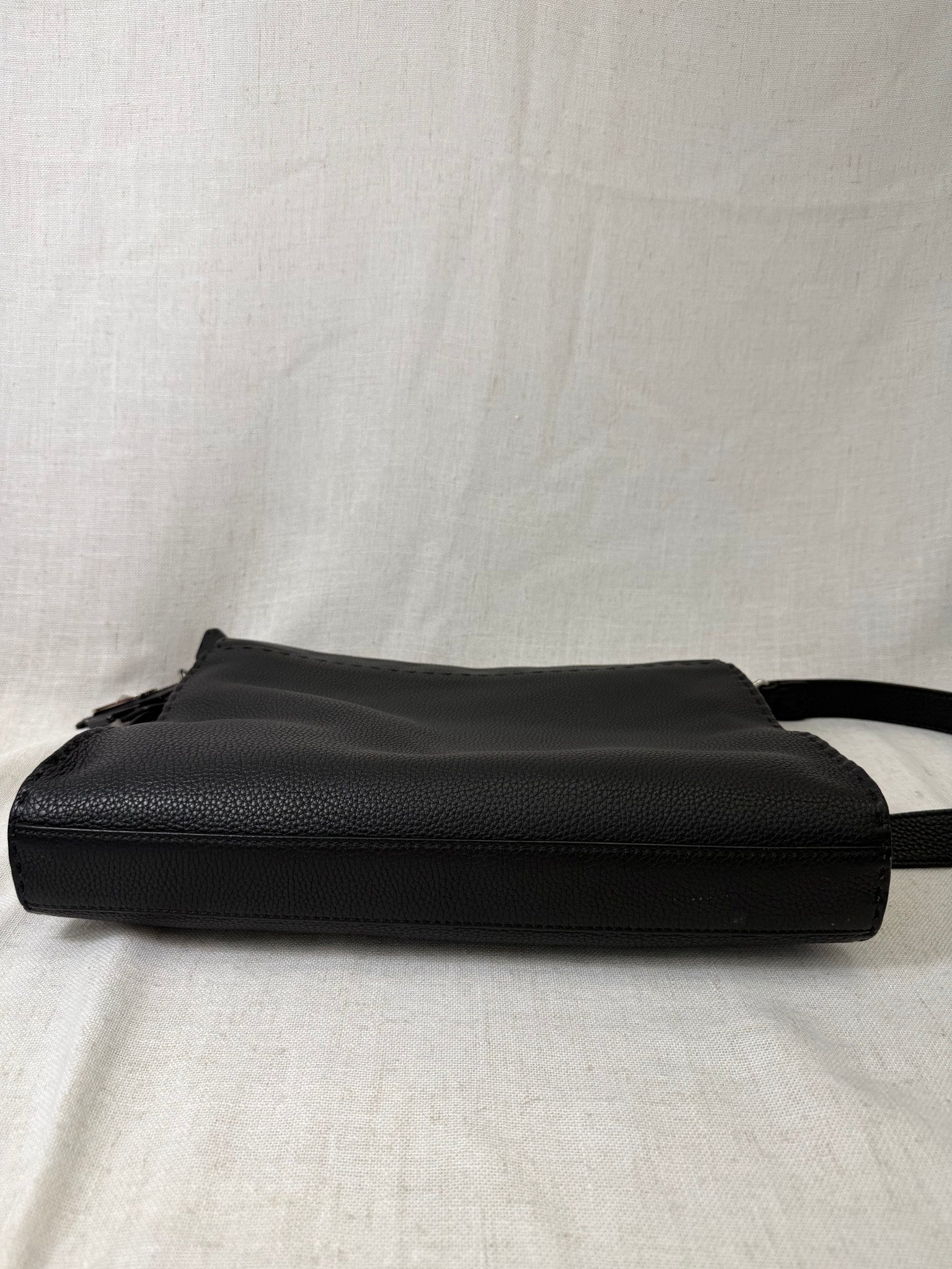 Fendi Black Pebbled Leather Peekaboo Business Bag