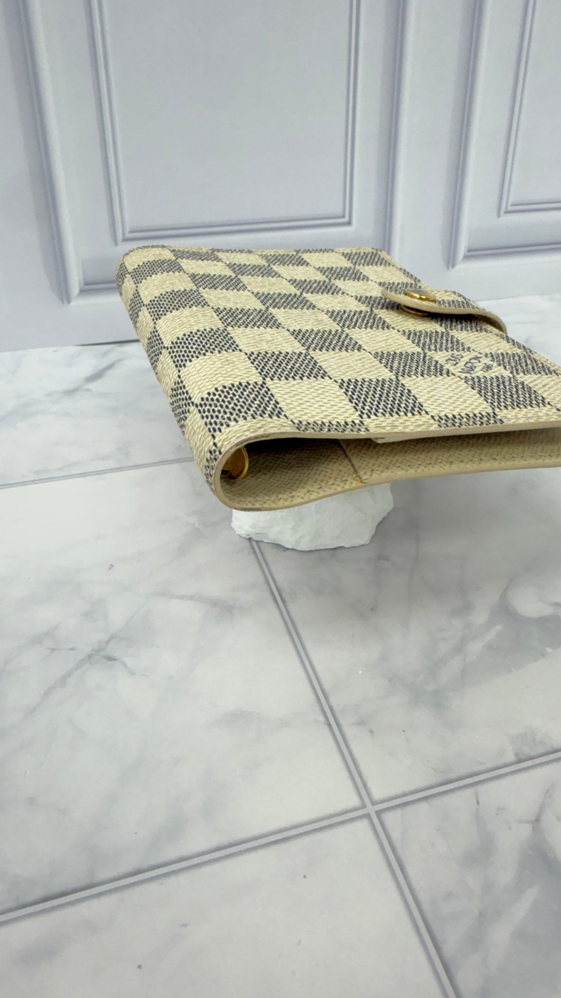 Louis Vuitton Damier Azur Passport Agenda PM Cover
