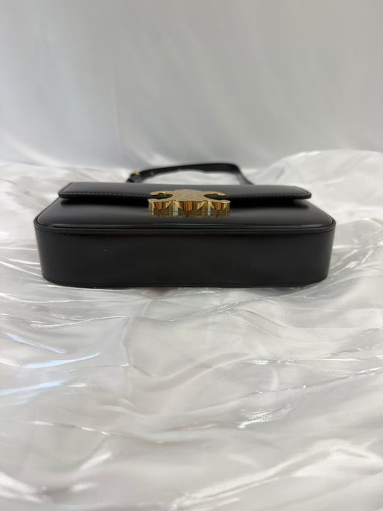 https://res.cloudinary.com/dyql5hig8/image/upload/v1761063413/haqmmqfwun0re8cauand.jpg
