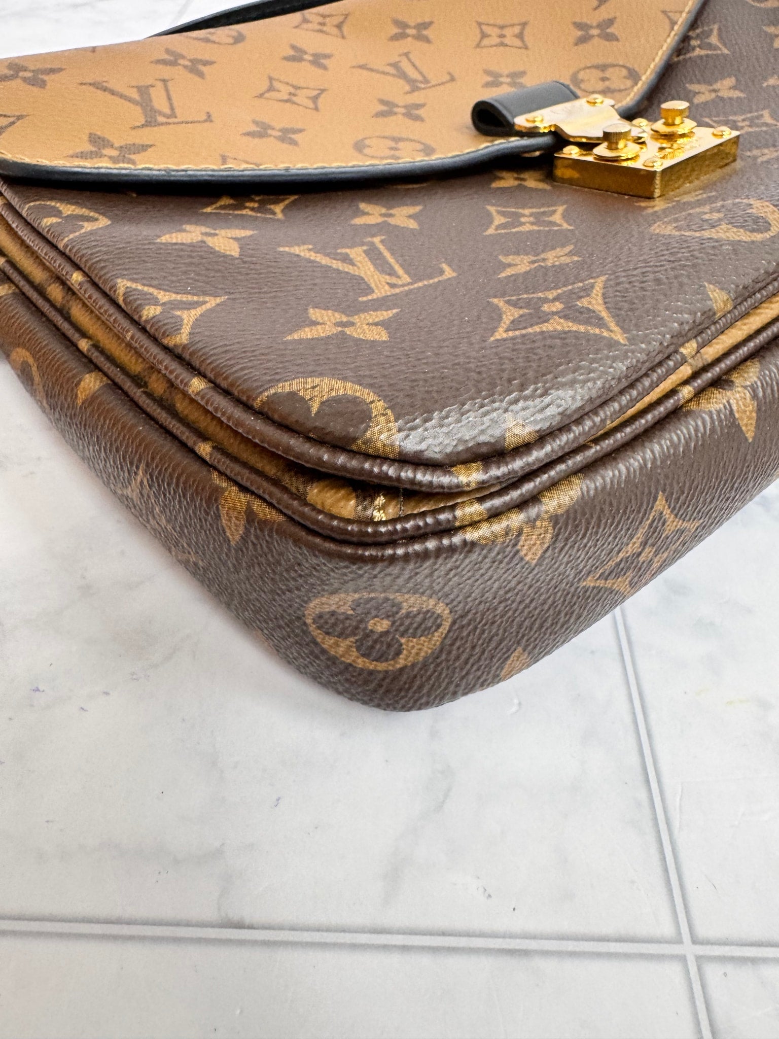 Louis Vuitton Reverse Monogram Pochette Metise