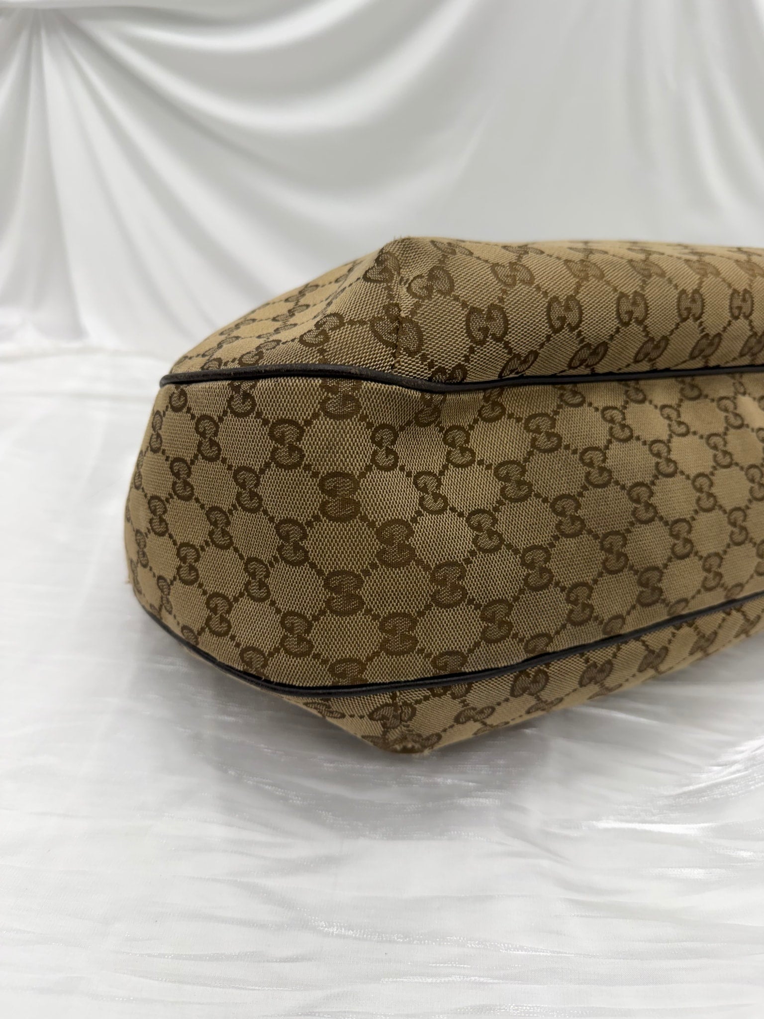 Gucci GG Canvas Sherry Line Hobo Tote