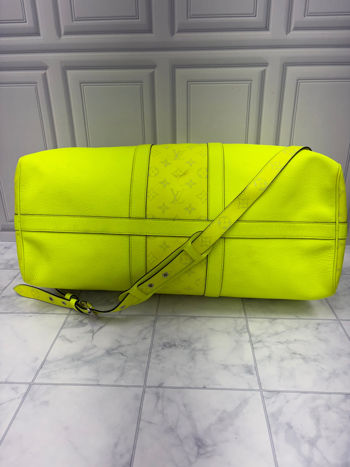 Louis Vuitton Neon Yellow Leather Taigarama Keepall Bandouliére 50