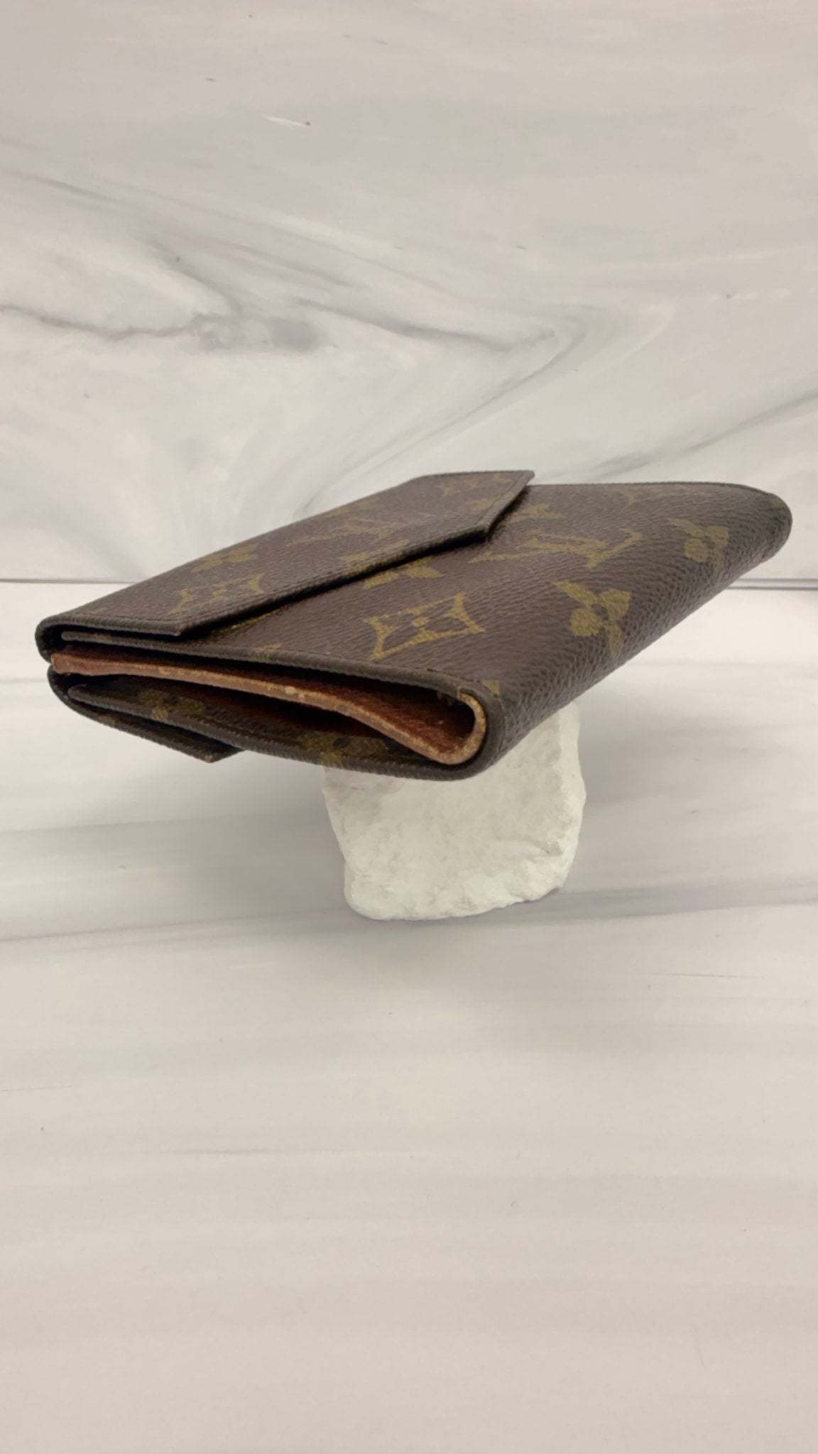Louis Vuitton Monogram Elise Compact Wallet