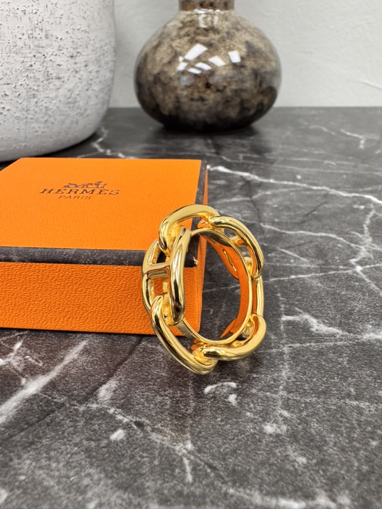 Hermes Gold Tone Regate Chaine D'ancre Scarf Ring