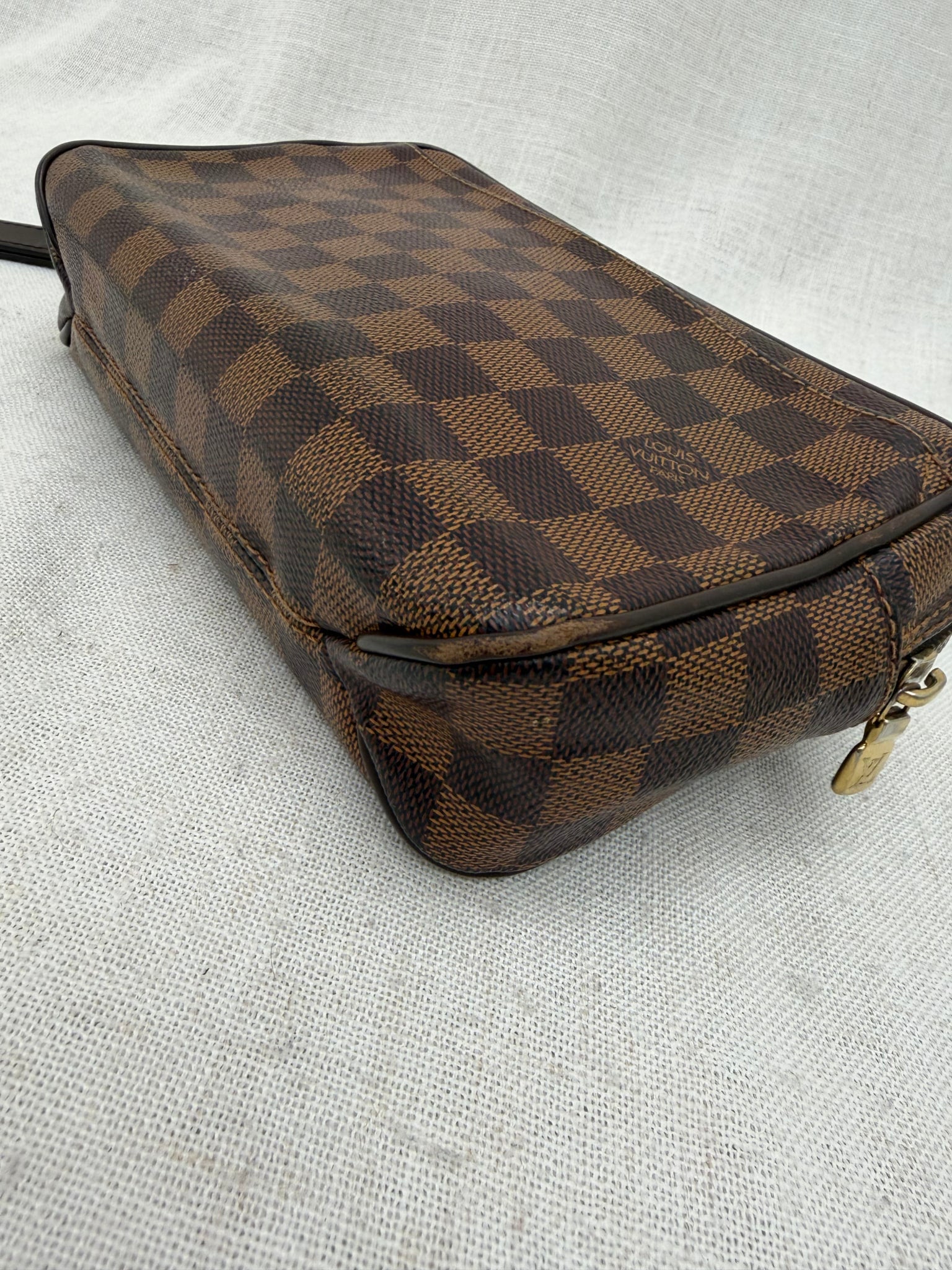 Louis Vuitton Damier Ebene Saint Paul Clutch