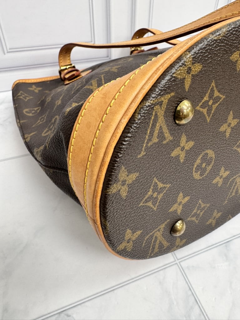 Louis Vuitton Monogram Petit Bucket 23