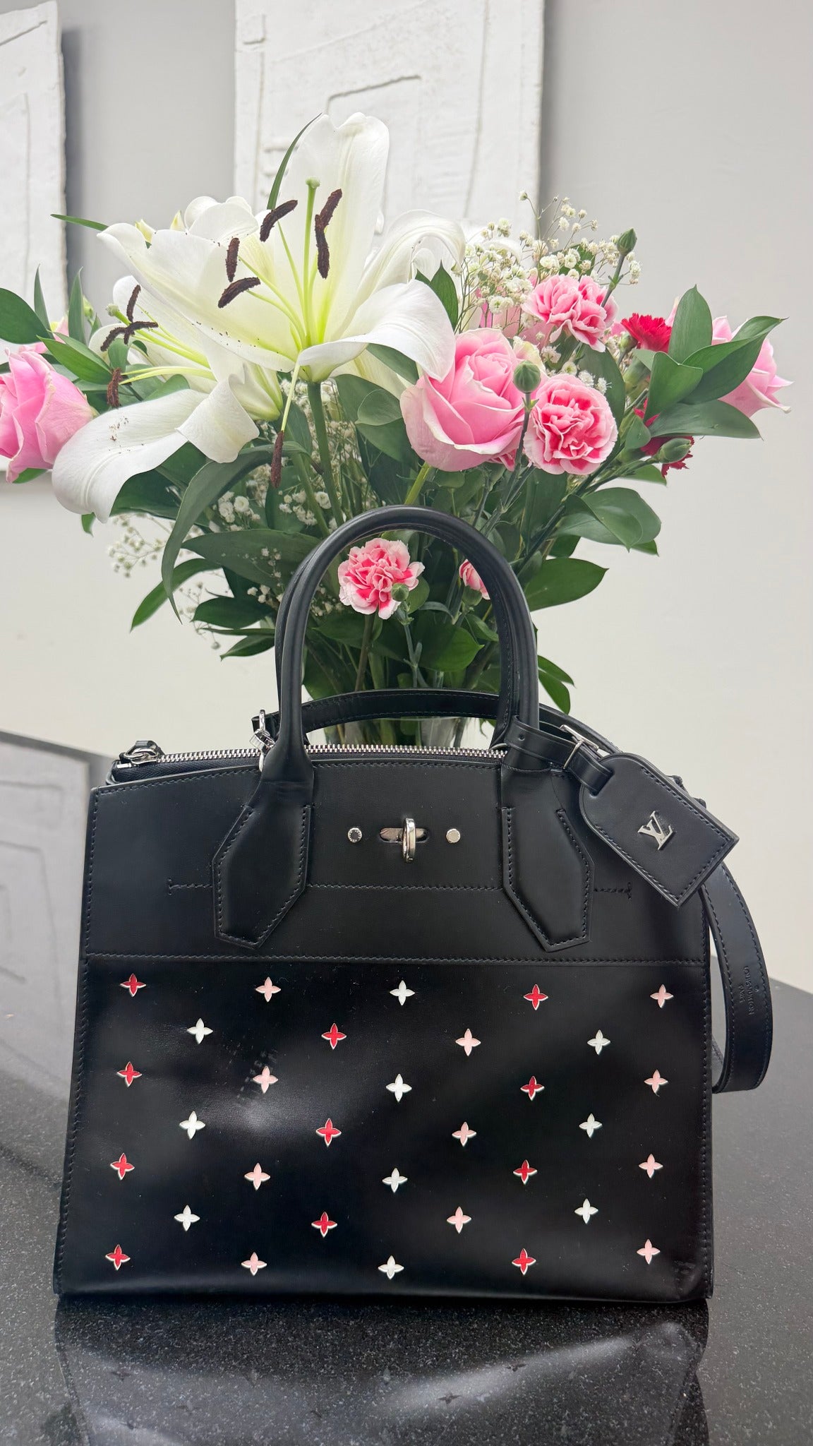 Louis Vuitton Black Leather City Steamer MM Handbag
