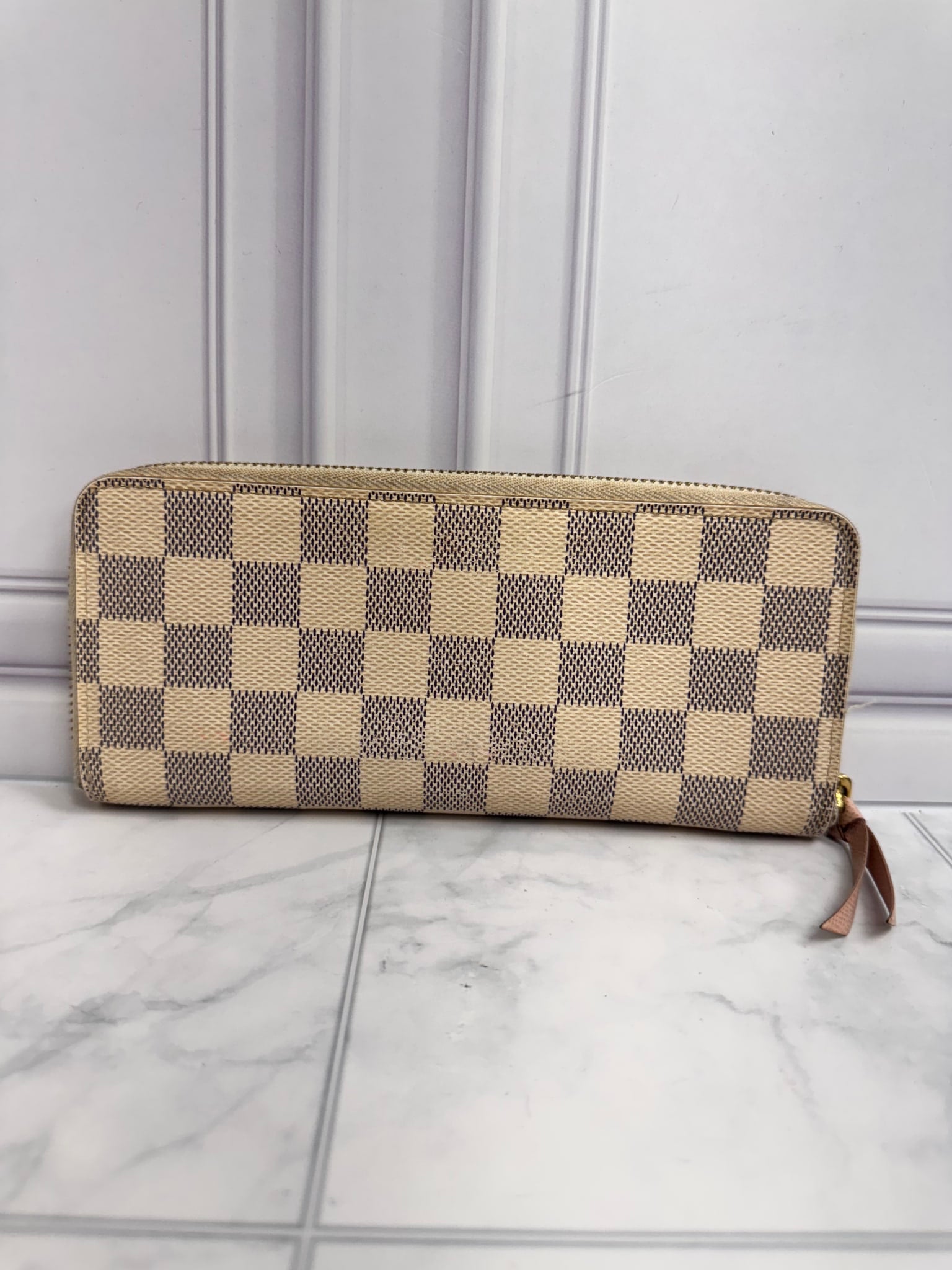 Louis Vuitton Damier Azur Zippy Wallet