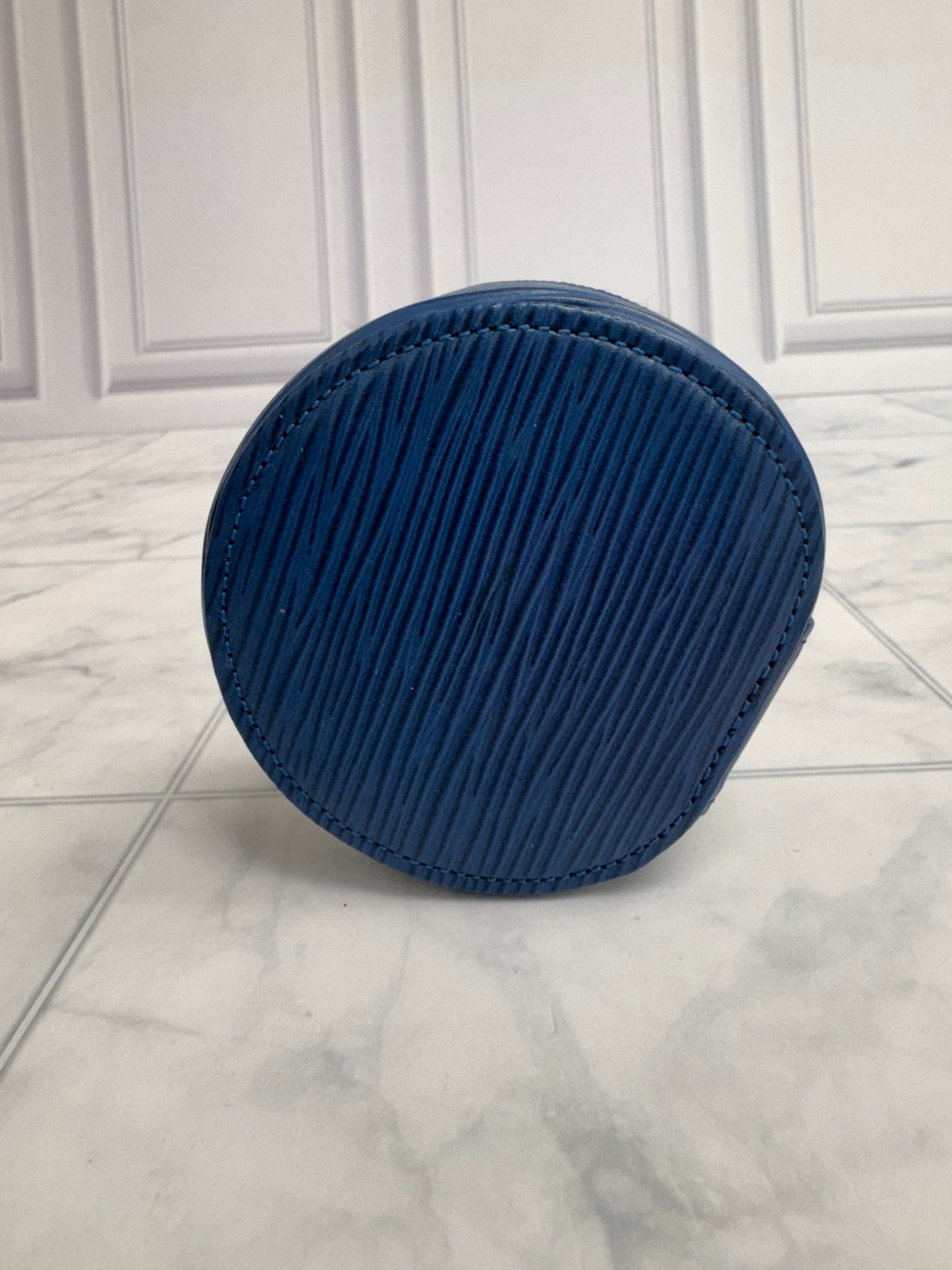 Louis Vuitton Blue Epi Leather Ecrin Bijoux Jewelery Case