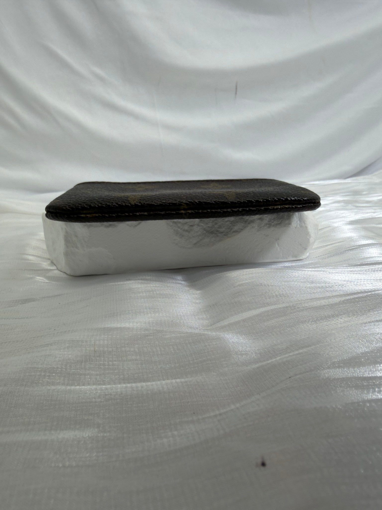 Louis Vuitton Monogram Key Cles