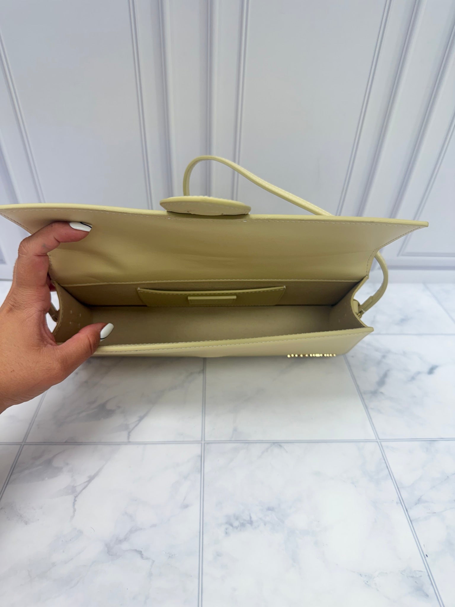 BRAND NEW - Jacquemus Creme Leather Le Bambino Long Shoulder Bag