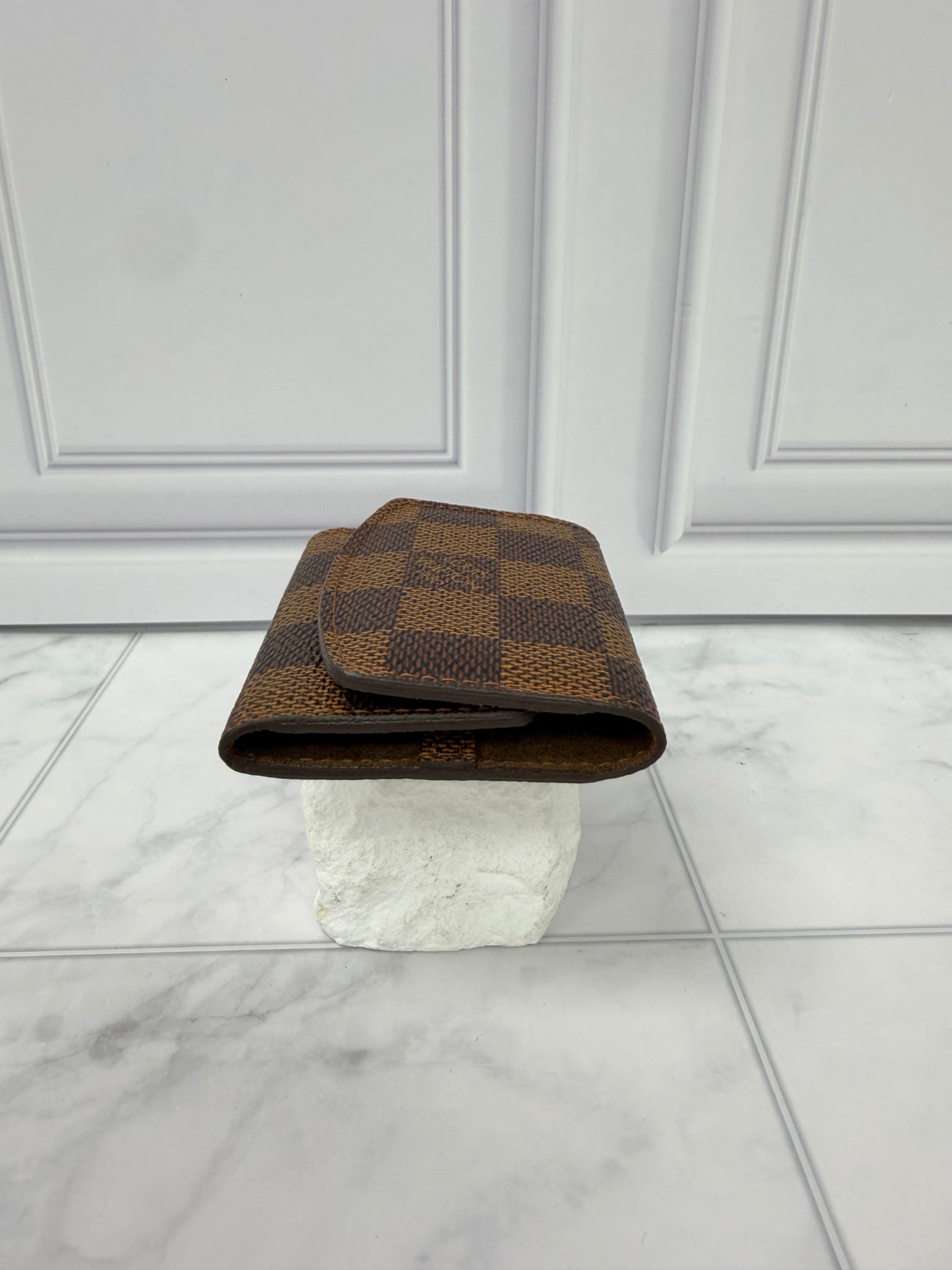 LIKE NEW - Louis Vuitton Damier Ebene Cufflink Case