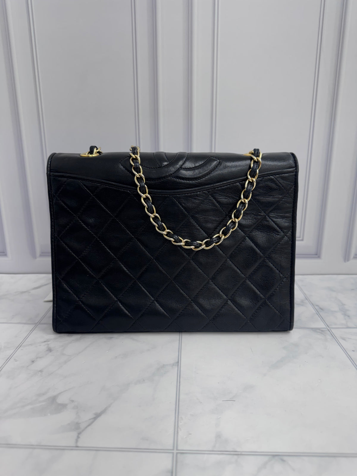 Chanel Black Quilted Lambskin Vintage Medium Full Flap Bag