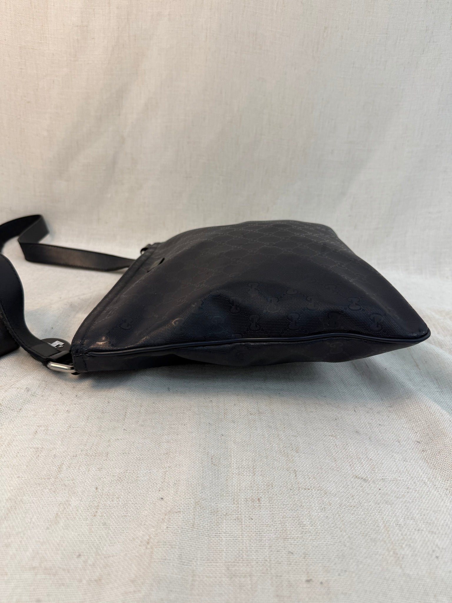 Gucci Navy Coated Canvas GG Imprime Messenger Bag