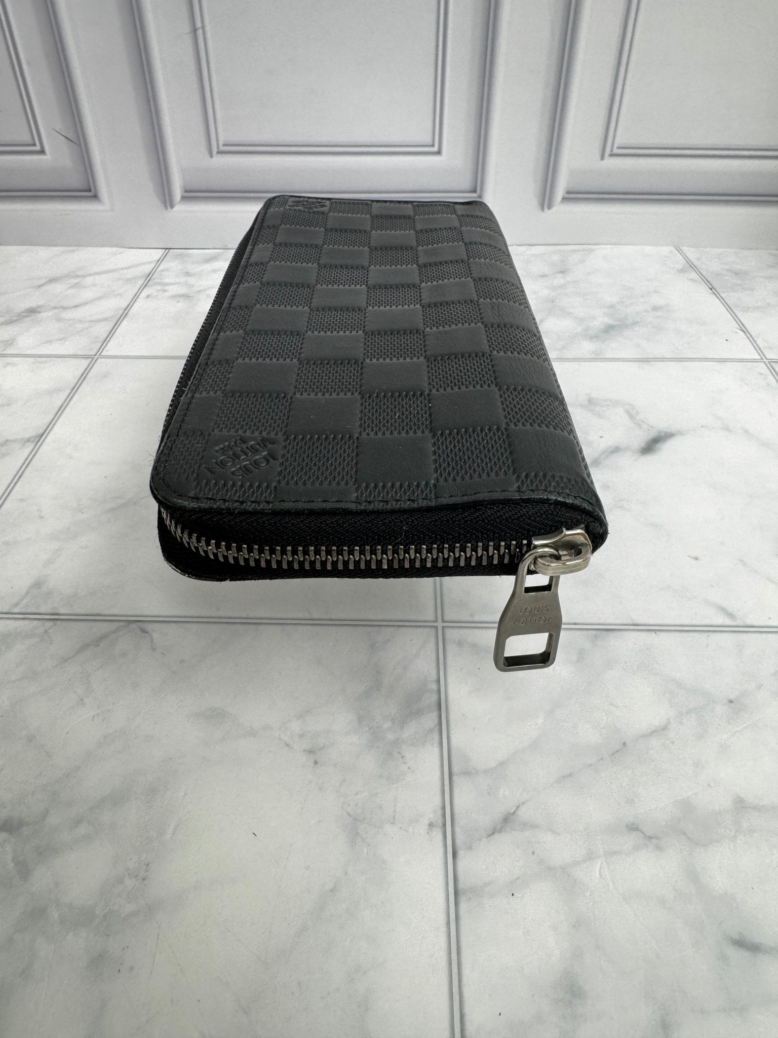 Louis Vuitton Black Damier Infini Zippy Wallet