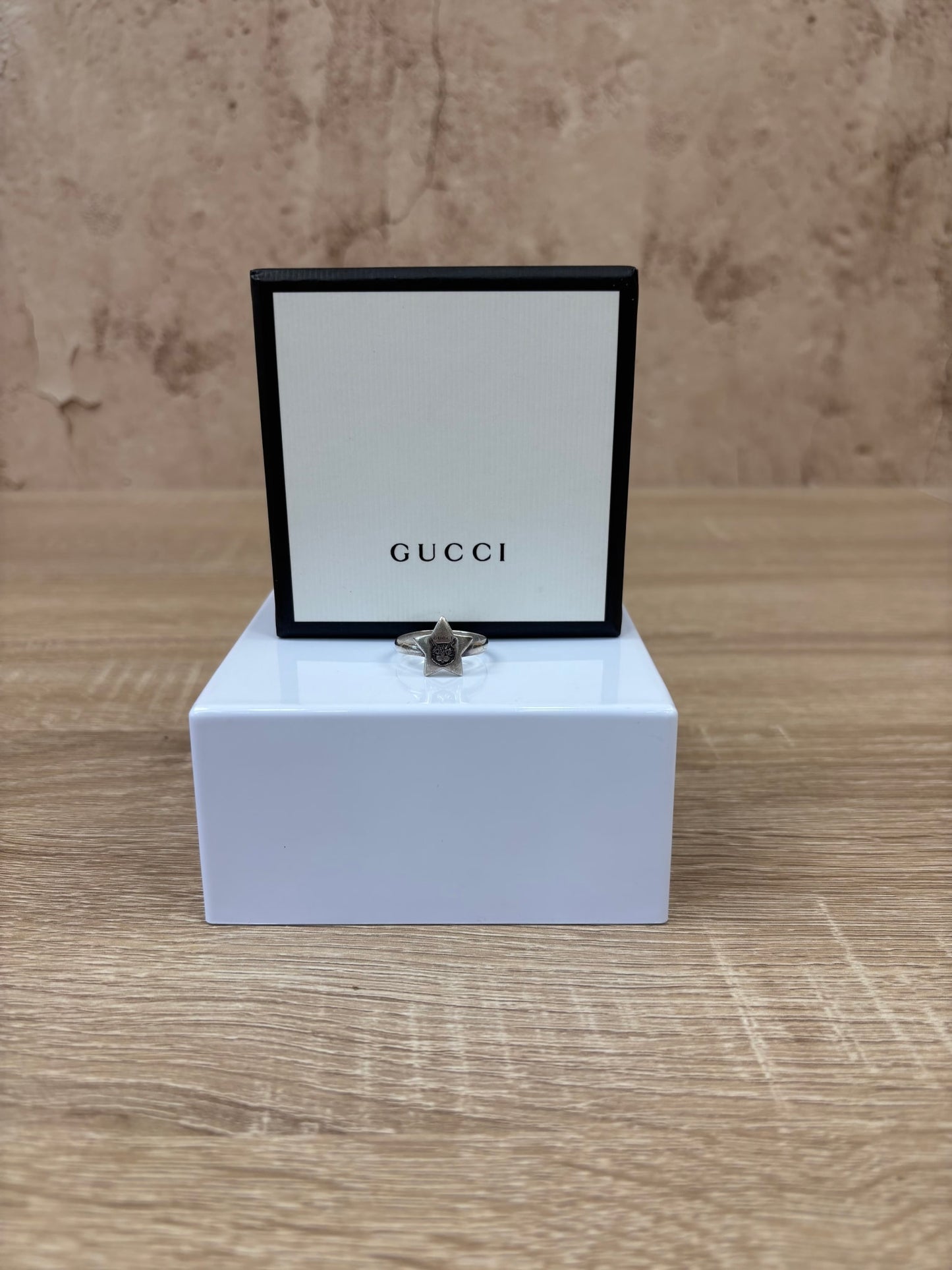 Gucci Sterling Silver Feline Ring