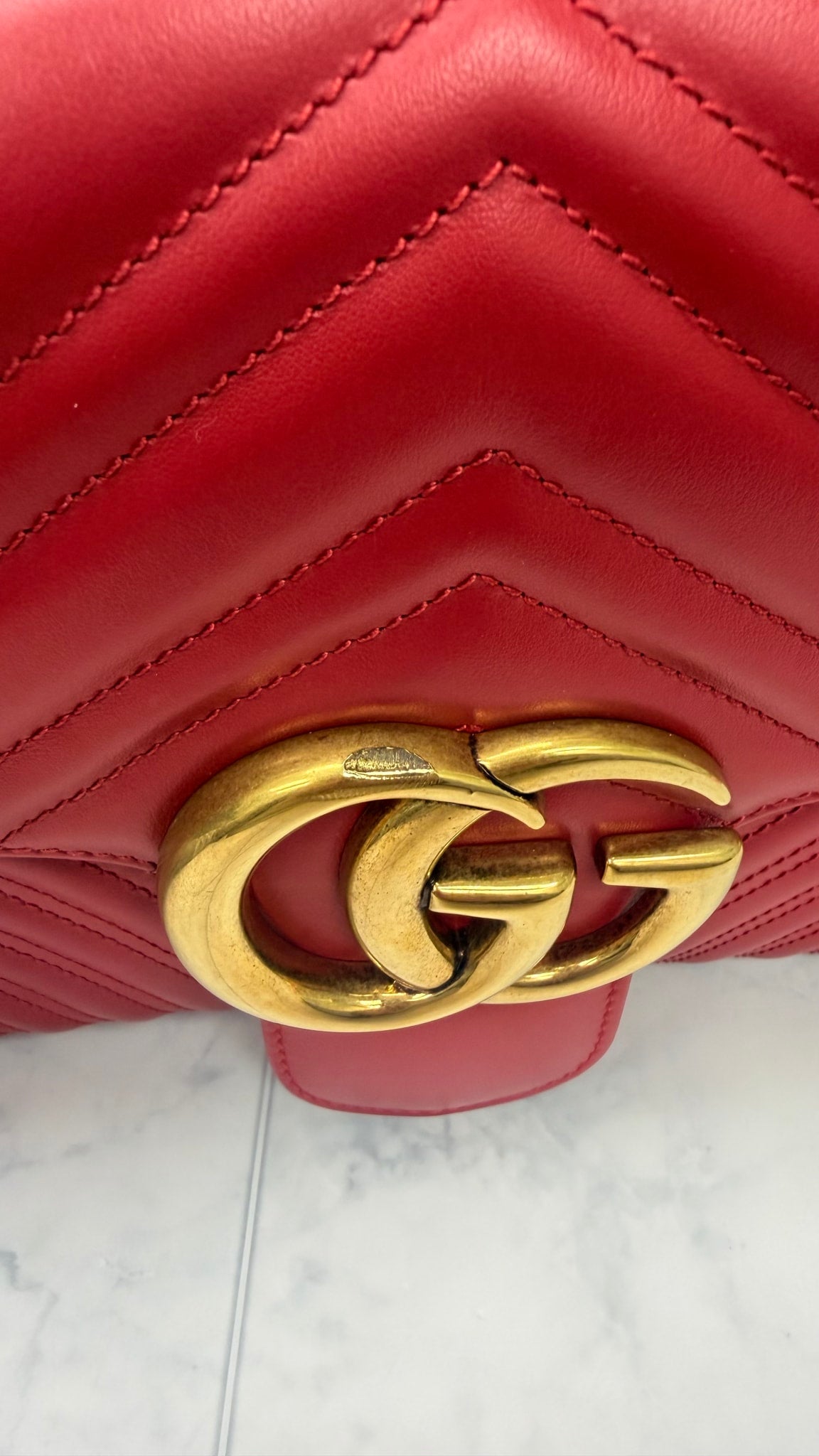 Gucci Red Leather GG Marmont Medium Shoulder Bag