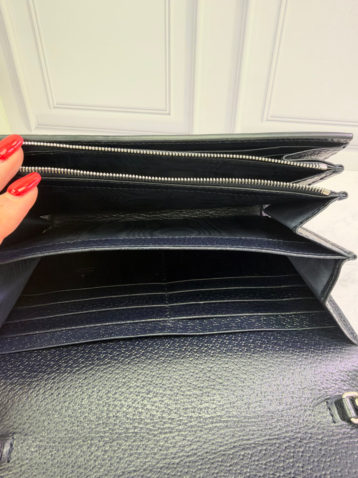 LIKE NEW- Gucci Navy GG Monogram Dionysus Wallet On Chain