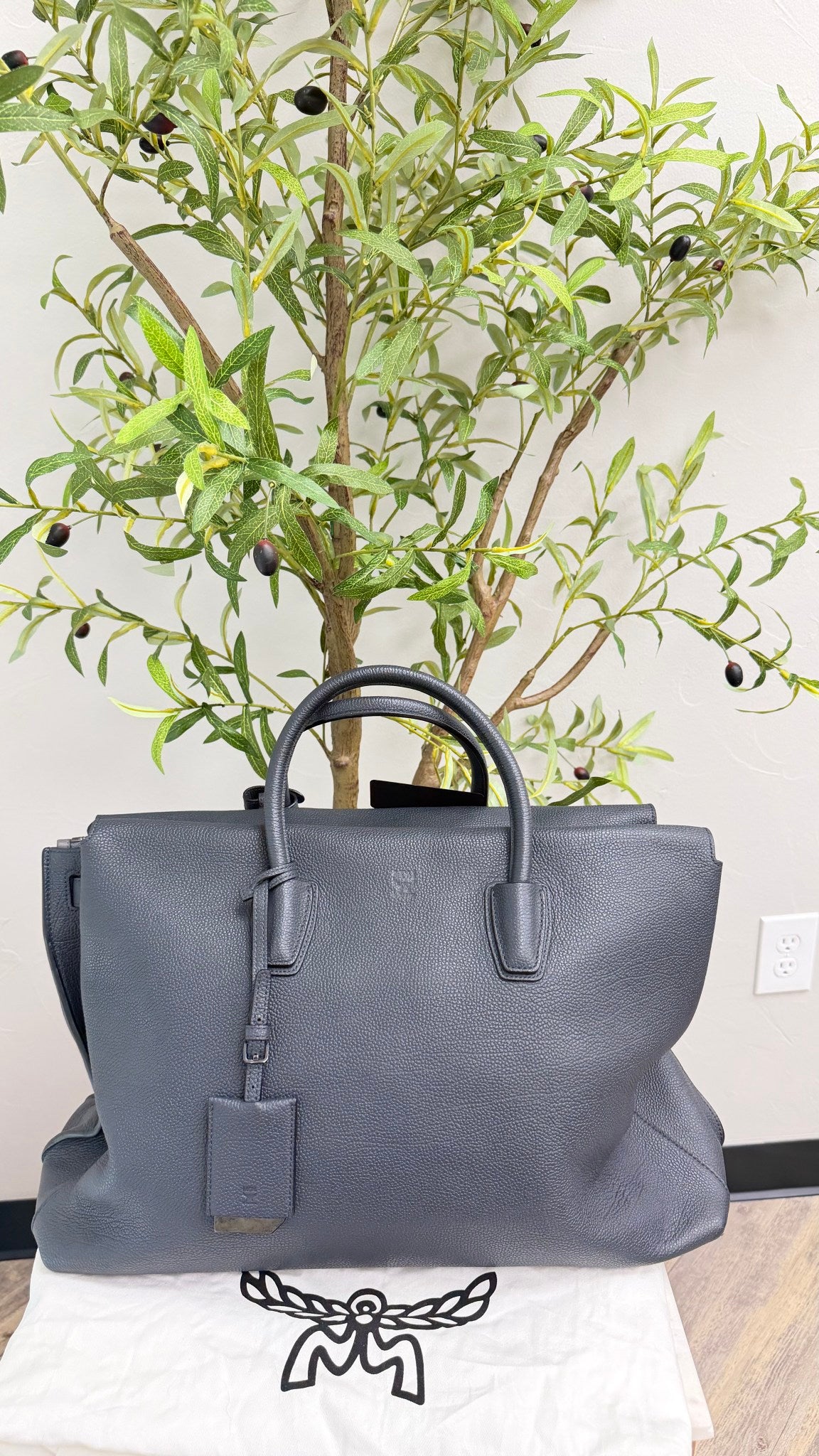 LIKE NEW - MCM Phantom Grey Grained Leather Milla Maxim Tote Bag