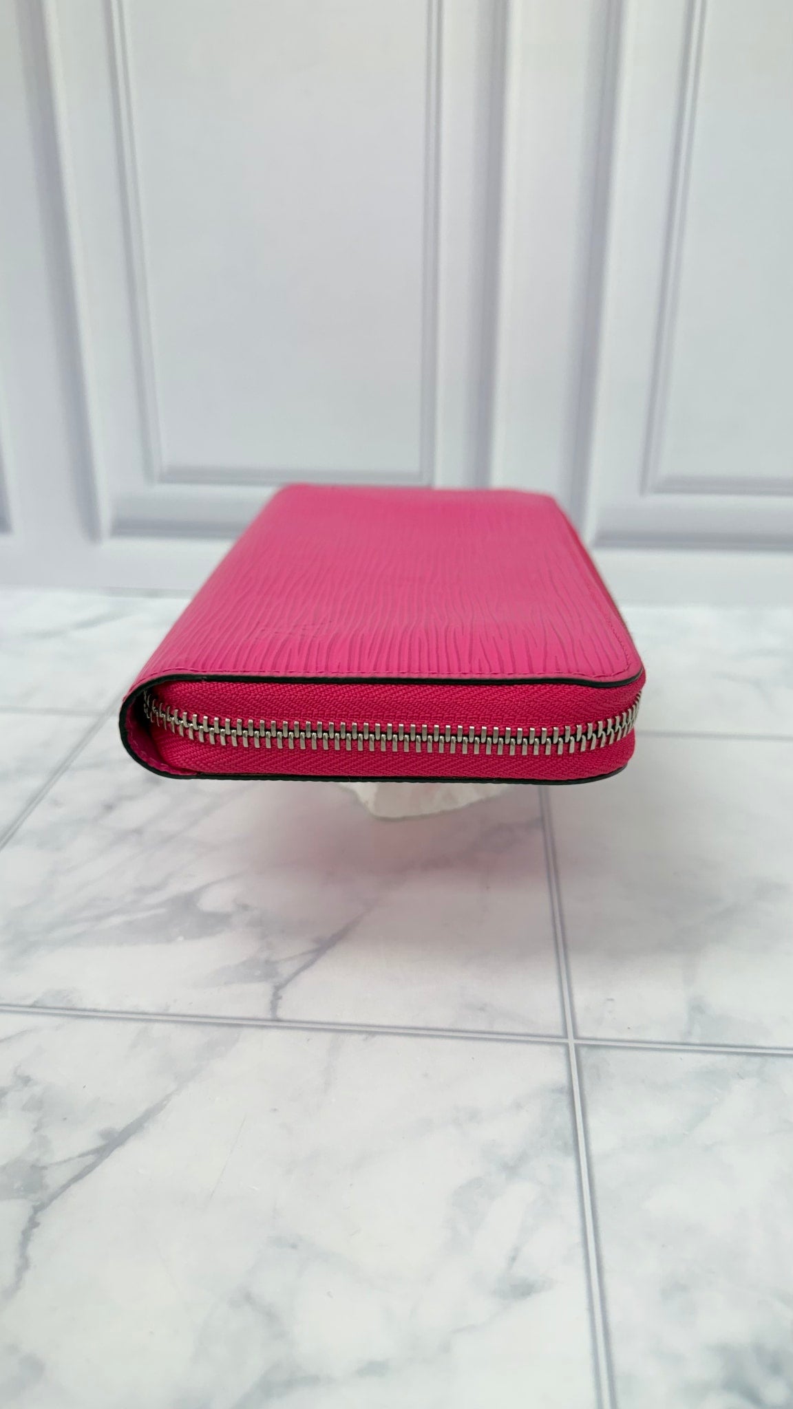 Louis Vuitton Hot Pink Epi Leather Zippy Wallet