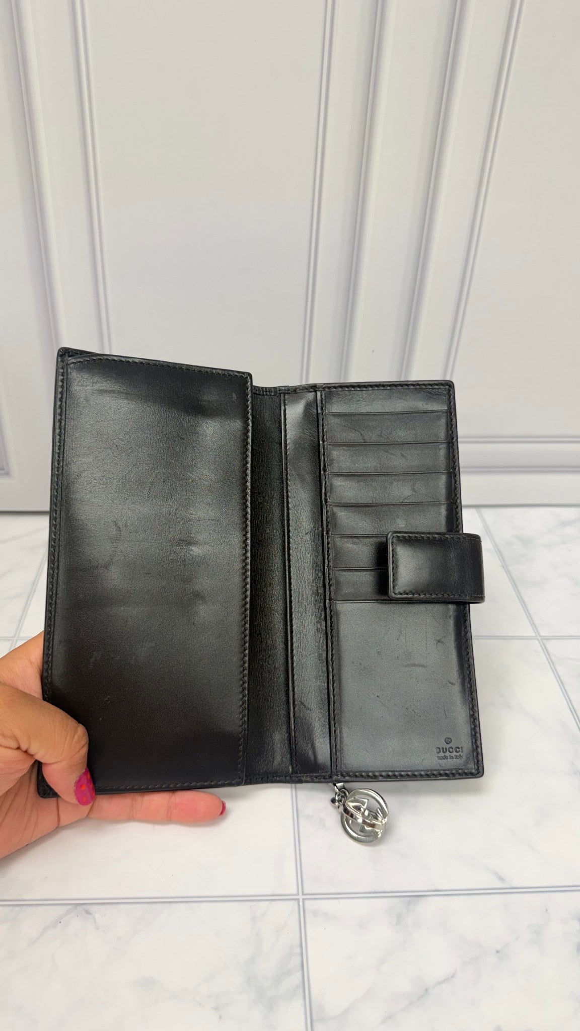 Gucci GG Supreme Canvas Zippy Wallet
