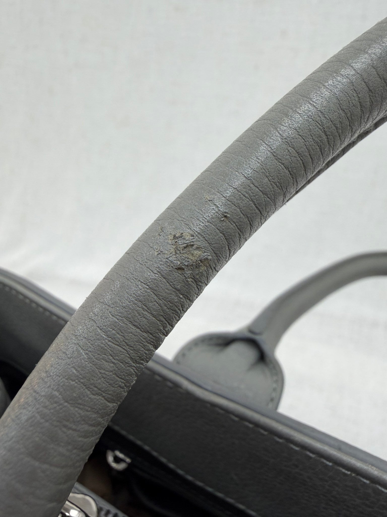 Chanel Grey Grained Calfskin Medium Neo Executive Tote