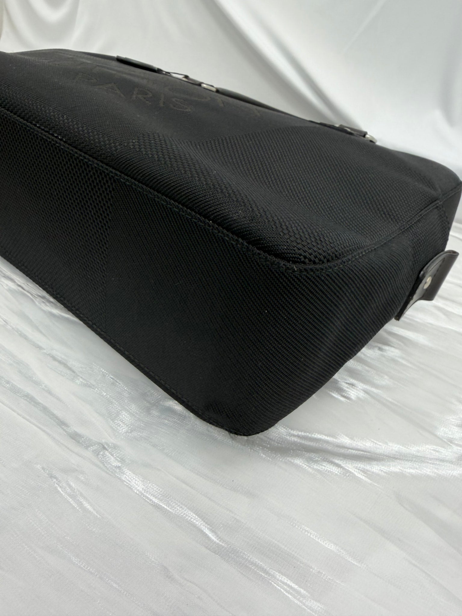 Louis Vuitton Black Damier Geant Yak Business Bag