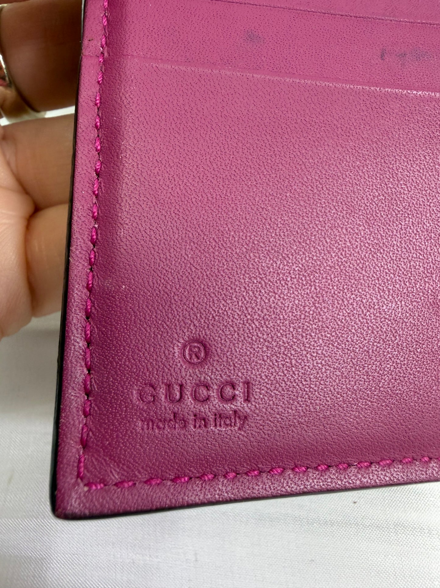 https://res.cloudinary.com/dyql5hig8/image/upload/v1761326893/ivrcesvfxgypkptpfayf.jpg