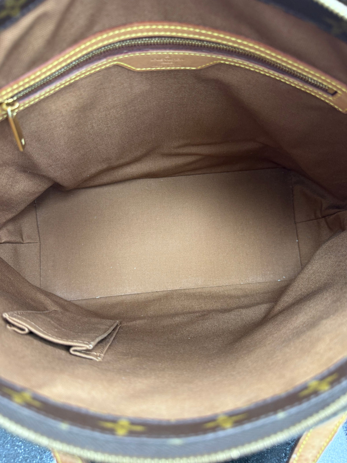 Louis Vuitton Monogram Cabas Mezzo Shoulder Bag MM