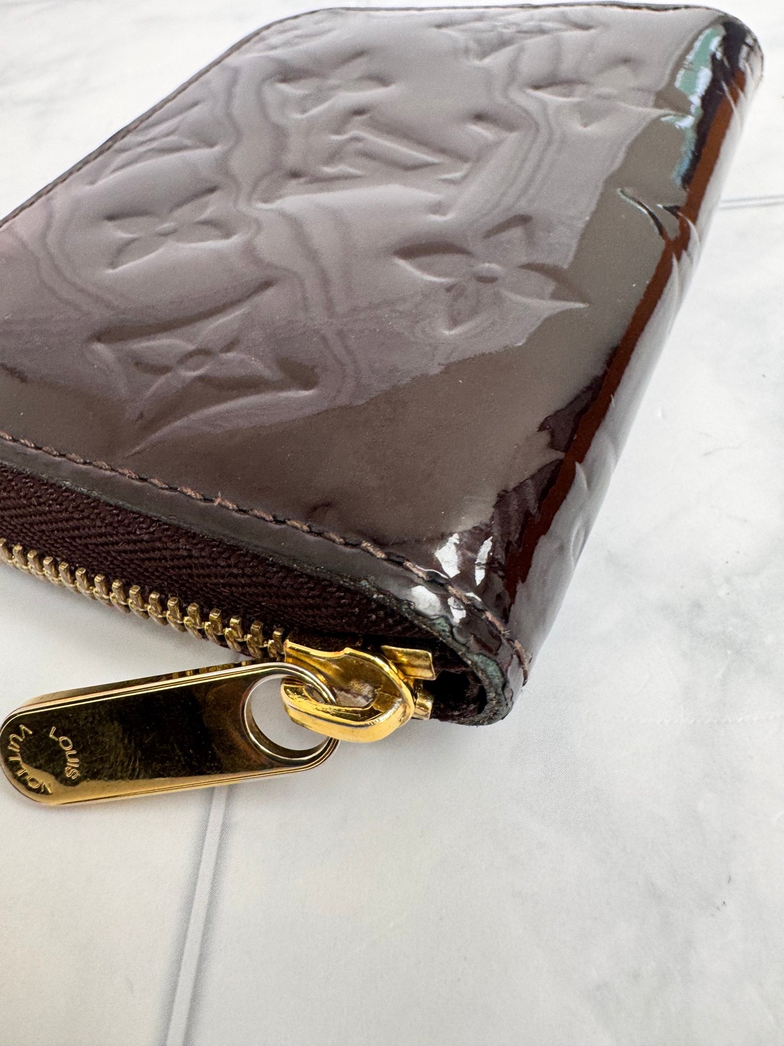 Louis Vuitton Burgundy Monogram Vernis Compact Zippy Wallet