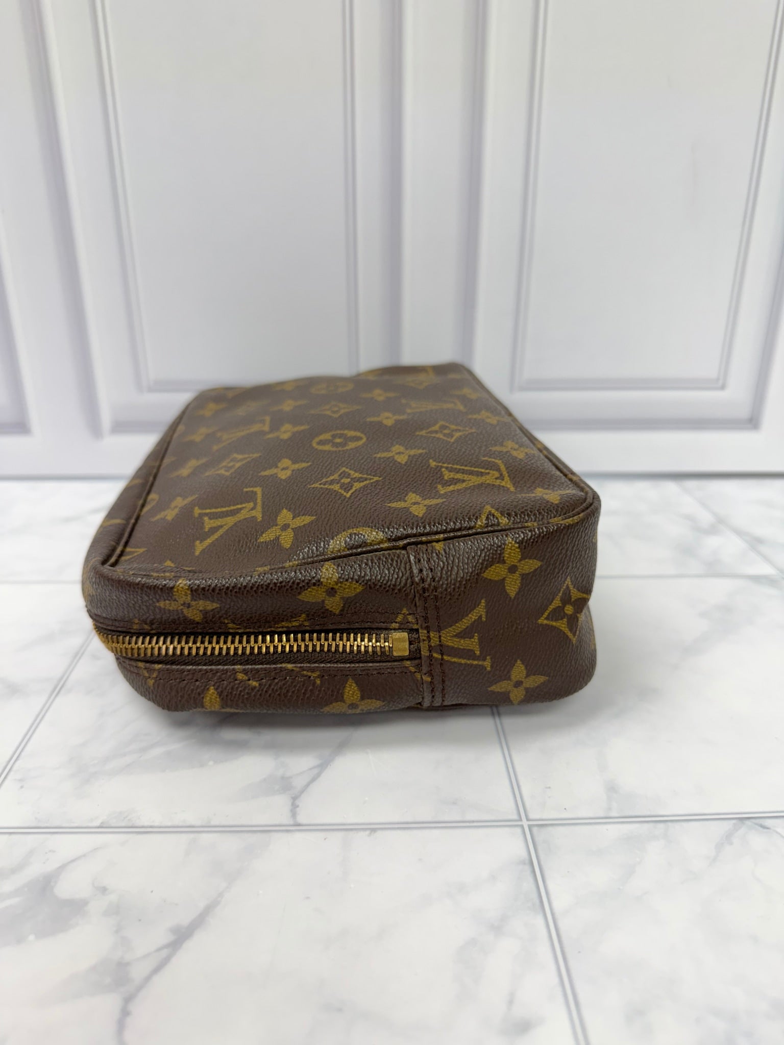 Louis Vuitton Monogram Trousse Toilette 23 Cosmetics Pouch