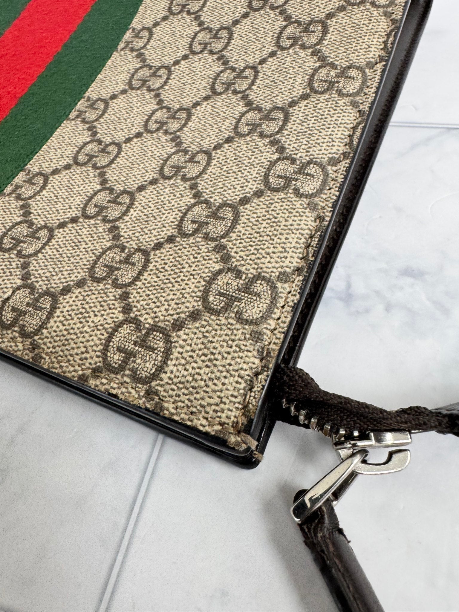 Gucci GG Supreme Canvas Ophidia Zip Clutch Bag