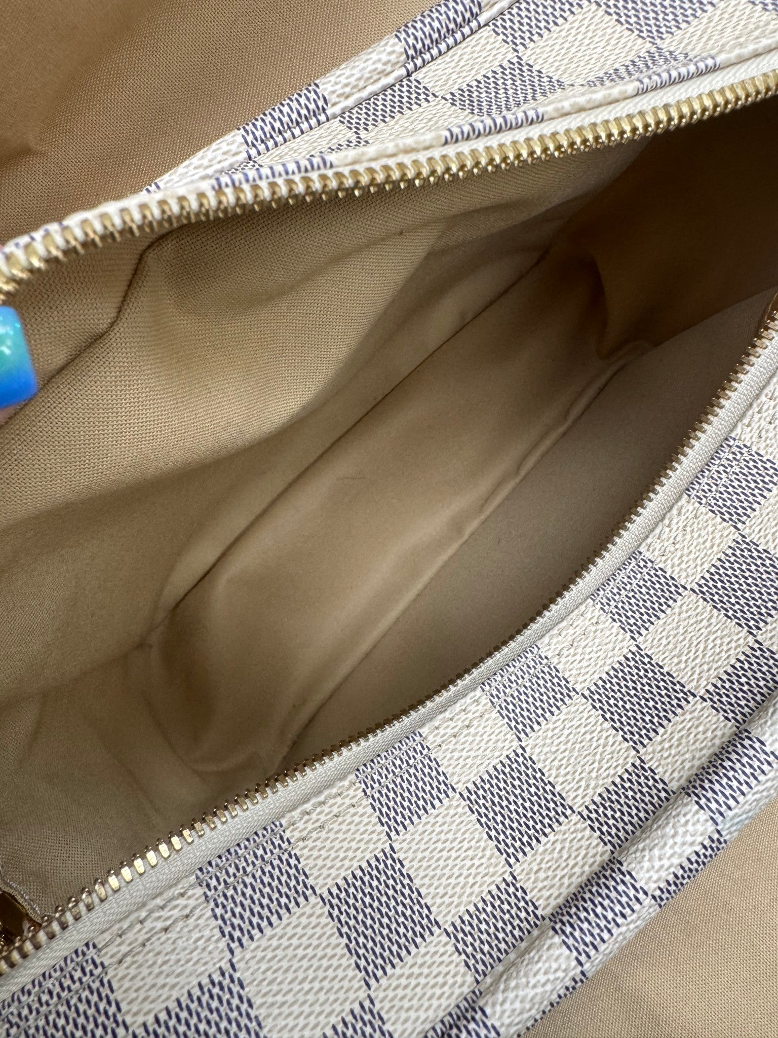 Louis Vuitton Damier Azur Naviglio Messenger Bag