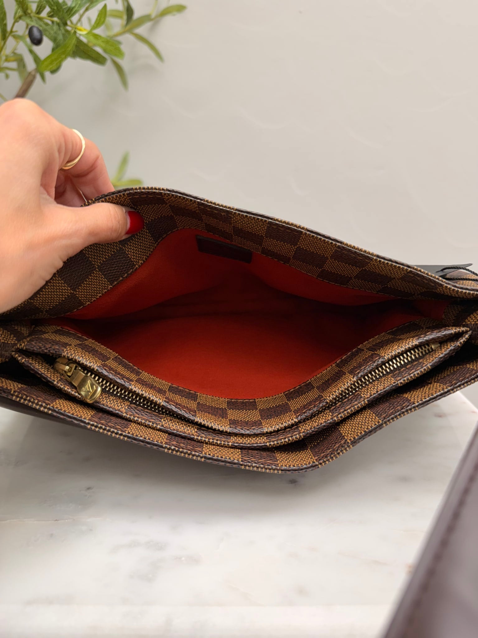 Louis Vuitton Damier Ebene Aubagne Shoulder Bag