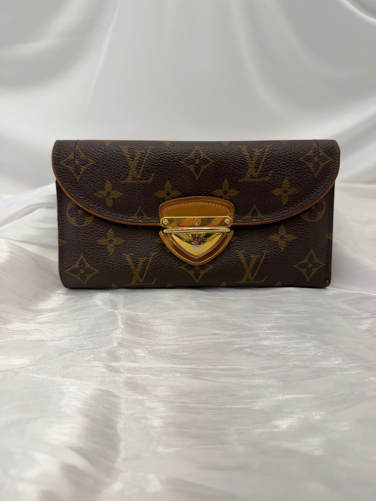 Louis Vuitton Monogram Eugenie Wallet