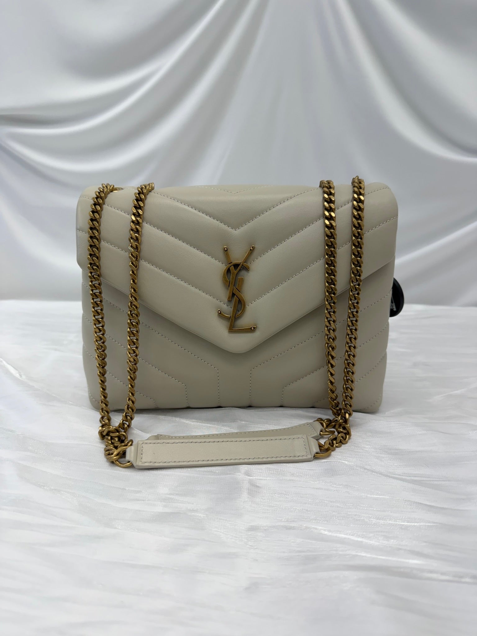 LIKE NEW- Saint Laurent YSL Beige Chevron Leather Small Loulou Bag
