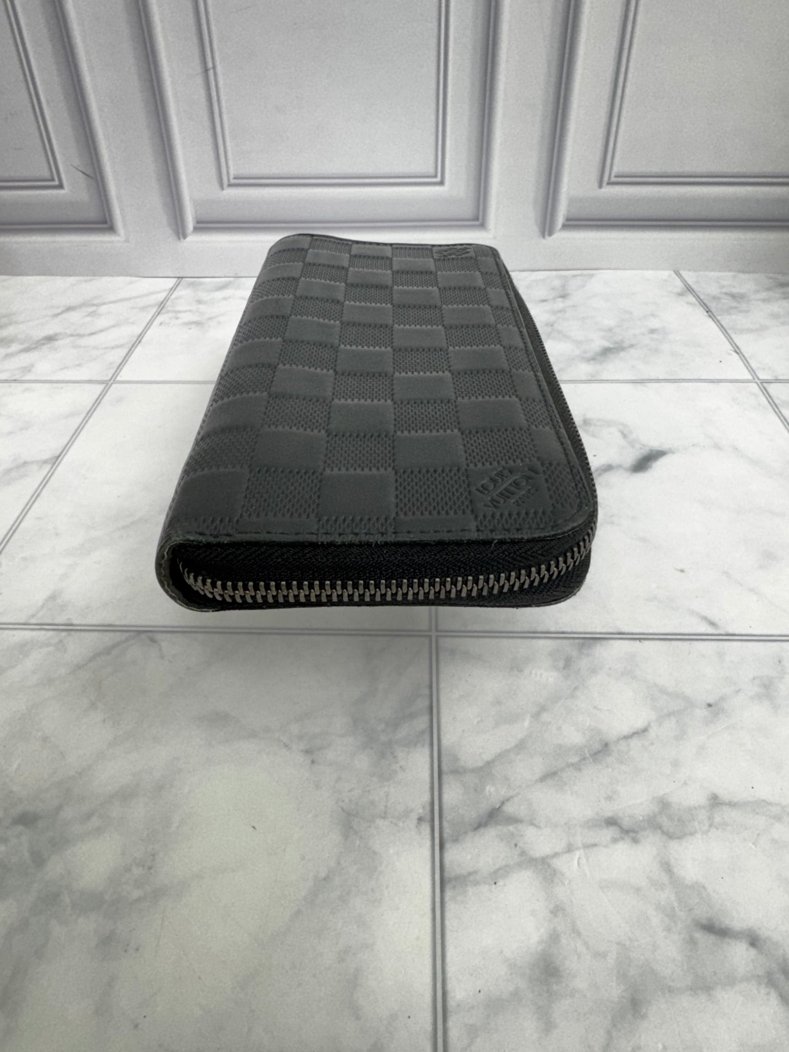 Louis Vuitton Black Damier Infini Zippy Wallet