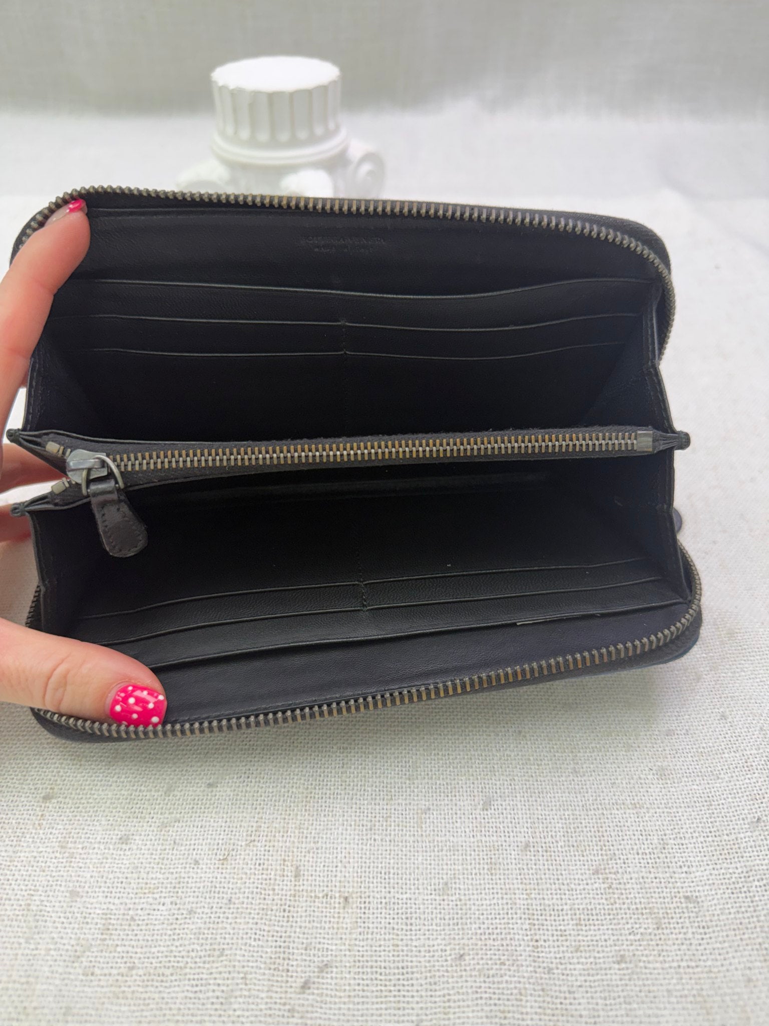 Bottega Veneta Black & Blue Intrecciato Leather Zippy Wallet