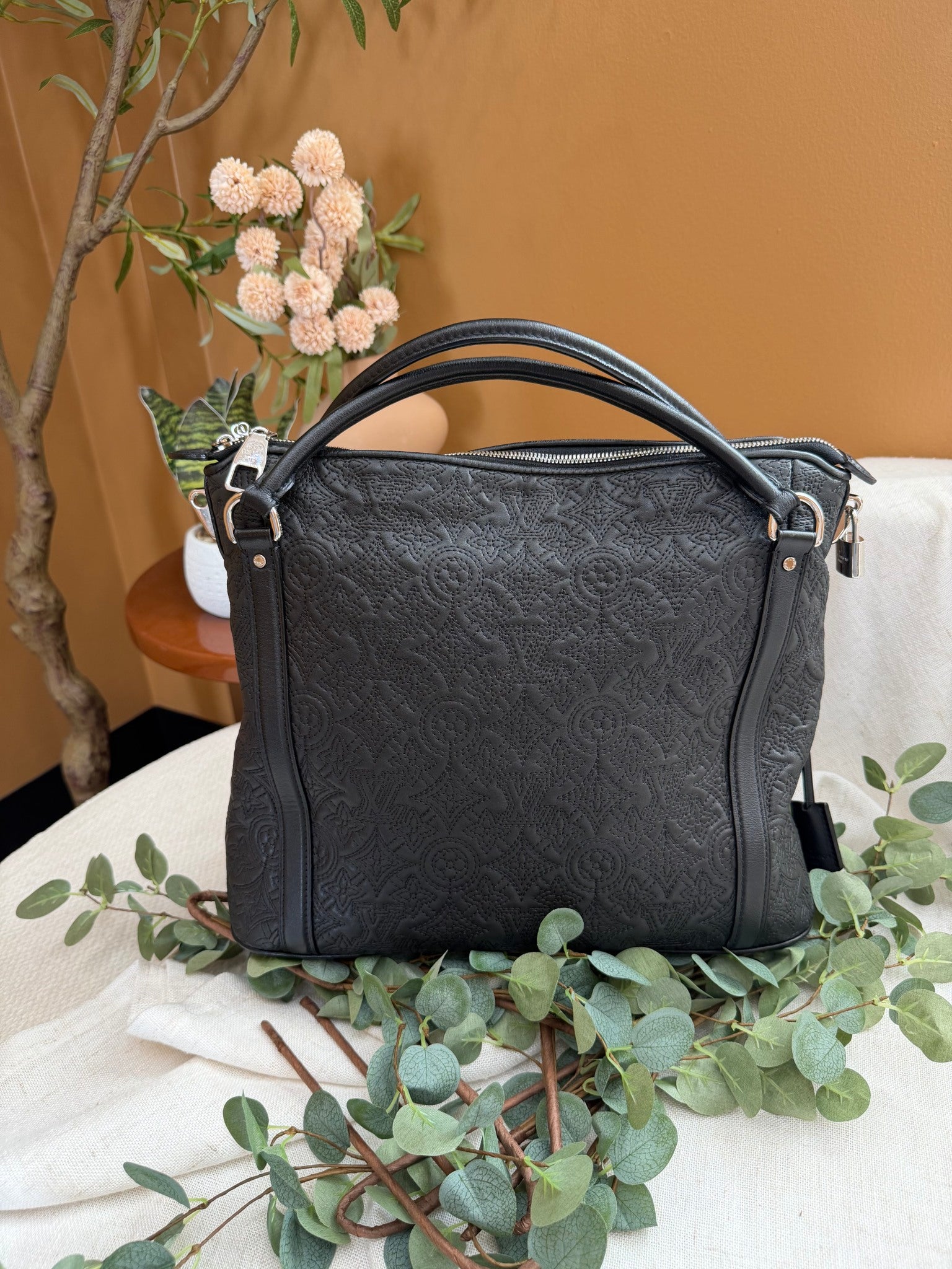 Louis Vuitton Black Lambskin Leather Antheia Ixia MM Bag