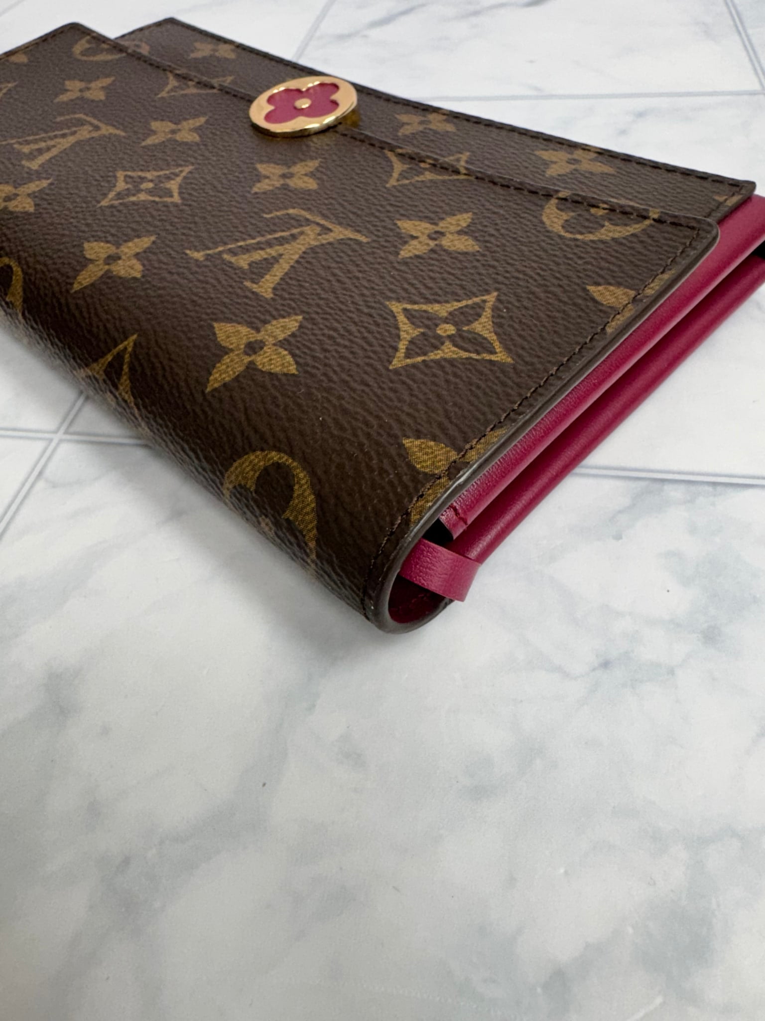 Louis Vuitton Monogram And Fuchsia Portefeuille Flore Long Wallet