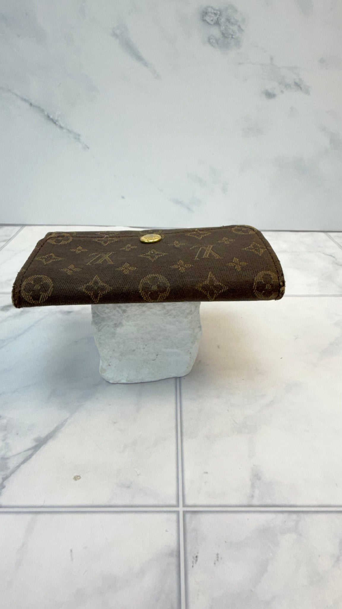 Louis Vuitton Monogram Canvas Trifold Key Holder