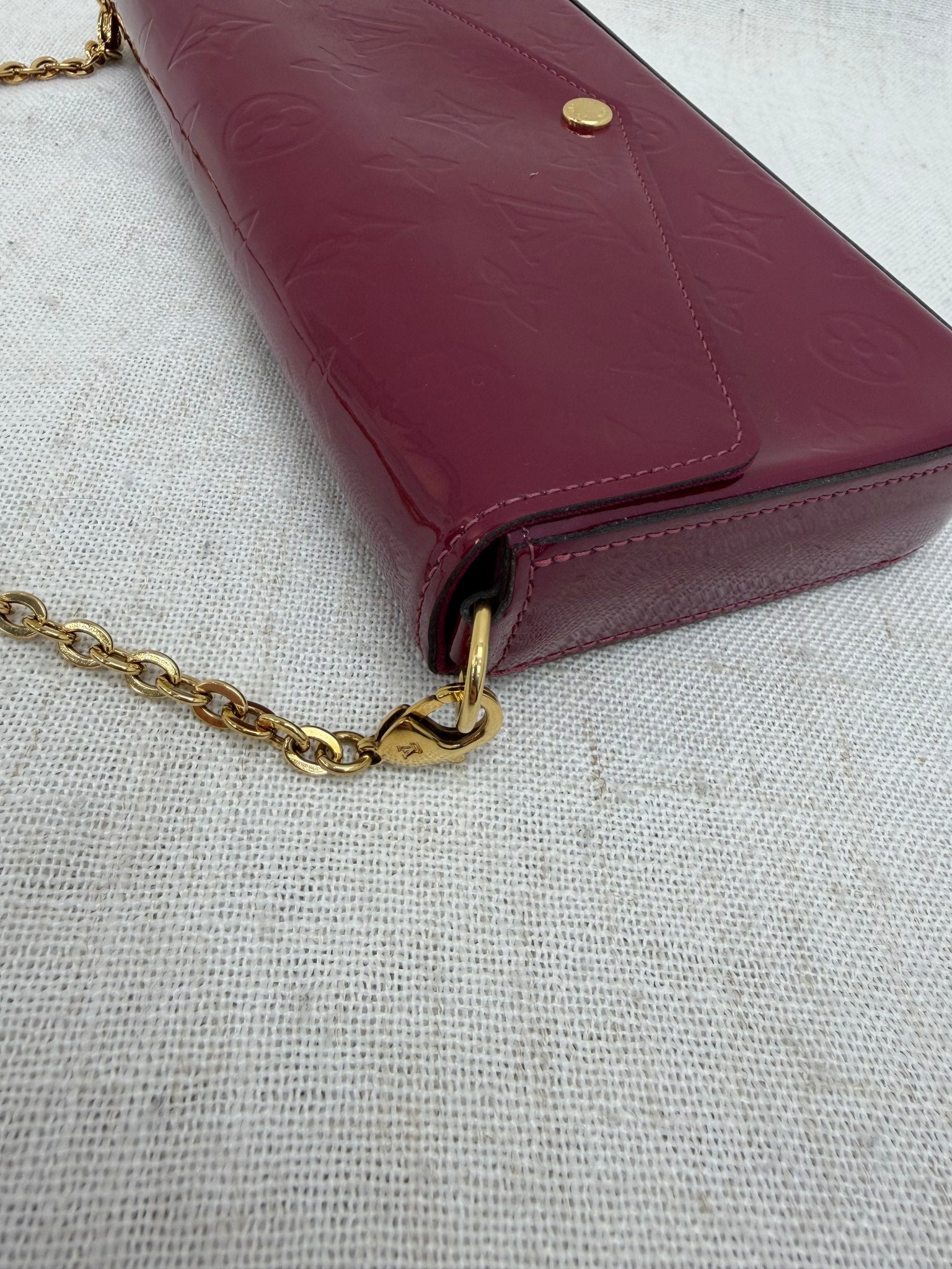 Louis Vuitton Raspberry Vernis Felicie Pochette Bag